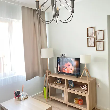 Nearby The Sea- Elegant Retreat In