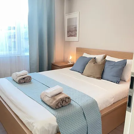 Nearby The Sea- Elegant Retreat In Appartement *