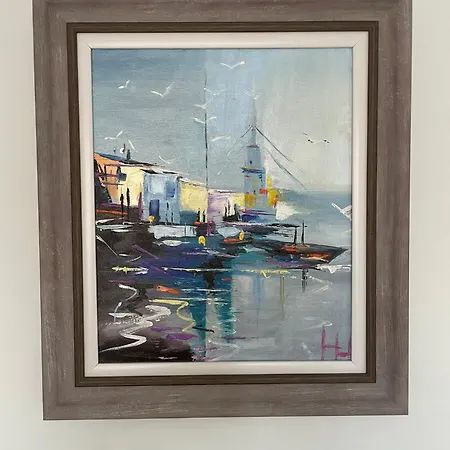 Nearby The Sea- Elegant Retreat In Appartement *