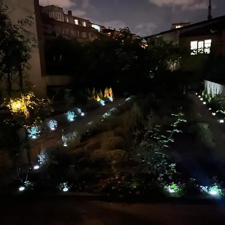 Nearby The Sea- Elegant Retreat In Appartement